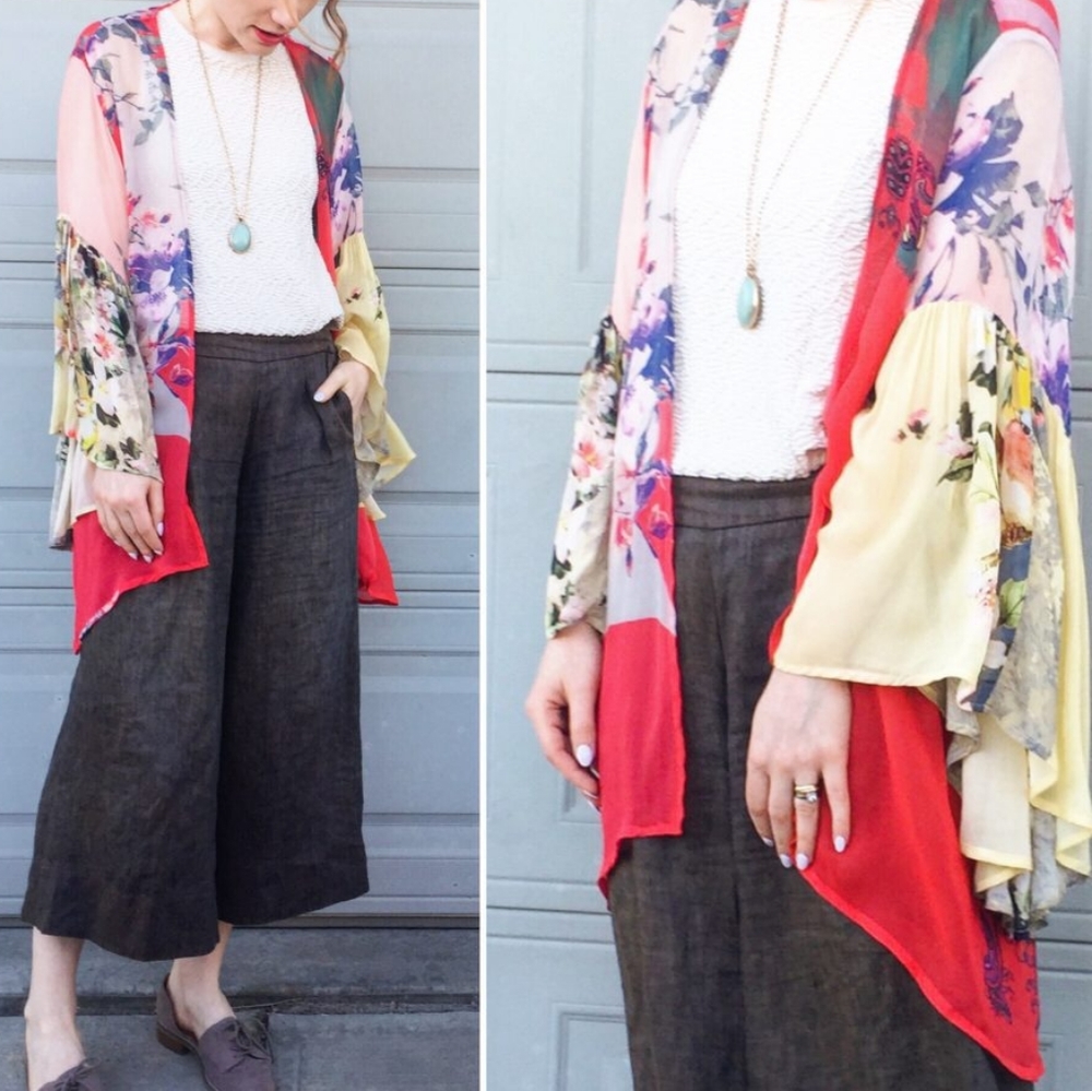 Floreat sheer kimono
